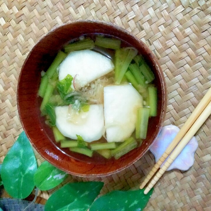 アツアツ♪かぶとミョウガの味噌汁